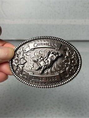 Cavender’s Oval Silver Tone Engraved Western Belt Buckle